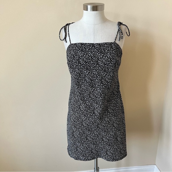 Princess Polly Charley dot pattern tie strap mini dress 772 - Picture 4 of 12